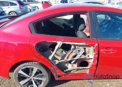 2018 Subaru Impreza 2.0I Sport из США, поврежденный, VIN 4S3GKAM67J3612483